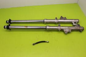 15r2310300 Yamaha 1982-1983 Xj750 Left Right Fork Suspension Air Joint Valve Hose Pair Oem