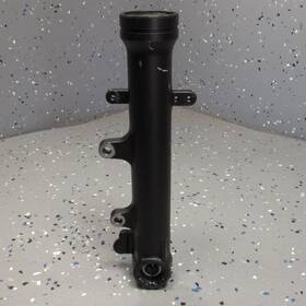 1ws-23136-01-00 Yamaha Right Side Inch Lower Fork Leg Base Outer Pipe 15-17 Fz07 Fz-07
