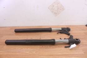 2cr-23102-30-00 Yamaha 2018 Yzf R1 Left And Right Front Forks Shock Suspension Oem Black -pair