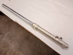 2k8-23126-l0-00 Yamaha Yz400 Left Fork Fits 1978