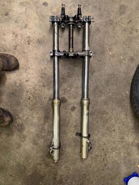 2y02310100 Yamaha 79 80 81 Tt-500 Xt-500 Front Forks And Triple Clamps 2y02310100 Yamaha 79 80 81 Tt-500 Xt-500 Front Forks And Triple Clamps