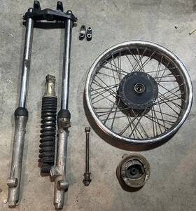 4v0-23101-00-00 Yamaha 1981 Yz 60 Front Forks Assembly And Rear Shock