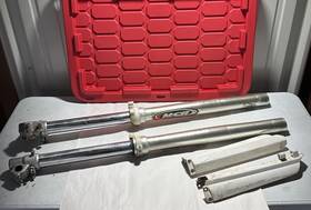 5gr-23103-l0-00 Yamaha 1999 Yz400f Oem Right Left Front Suspension Forks Shocks
