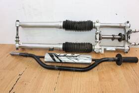 5hp-23103-10-00 Yamaha 2005 Ttr125l Left And Right Front Forks / Triple Clamp Handlebars