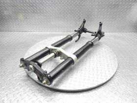 5vy-23102-10-00 Yamaha 2005 04-06 Yzfr1 Front Fork Suspension Damper Triple Tree Assembly