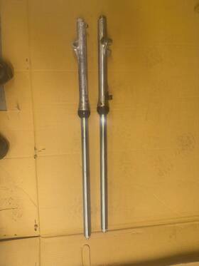 5x-22310-1l-00 Yamaha 82 Yz-80 Front Forks