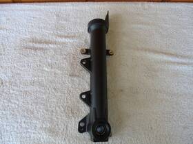 Yamaha Bat-23136-00-00 Mt-07 Front Fork Lower Right Hand Outer Tube Oem#