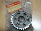 Suzuki GT550 GT750 RE5 Gear 2ND Driven Transmission Nos Japan P/n 24320-31000. Fixed Price $69.99.