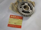 Suzuki GT550 GT750 RE5 Gear 2ND Driven Nos Genuine P 24320-31000. Fixed Price $59.88.