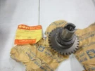 Nos Suzuki Kick Starter Drive Gear TC100 TS100 TC90 TS90 26240-25001. Fixed Price $32.66.