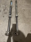 03-06 Yamaha Yz 125 Front Shock/fork *badseals*left And Right. Fixed Price $180.00.